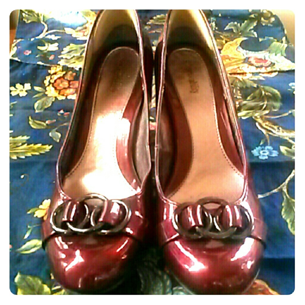 NWOT Red Patent Heels!!